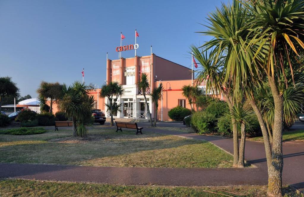 Les Iles Vue Sur Mer Agon-Coutainville Exterior photo