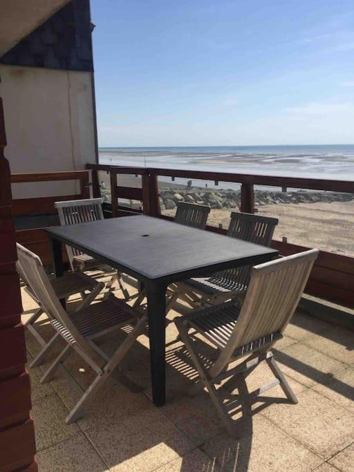 Les Iles Vue Sur Mer Agon-Coutainville Exterior photo